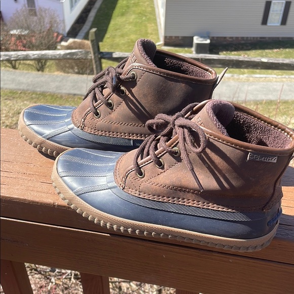 Sperry Other - Sperry Men's Brown and Blue Duck Boots
